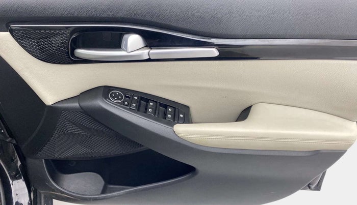 2020 KIA SELTOS HTX 1.5 PETROL, Petrol, Manual, 39,429 km, Driver Side Door Panels Control