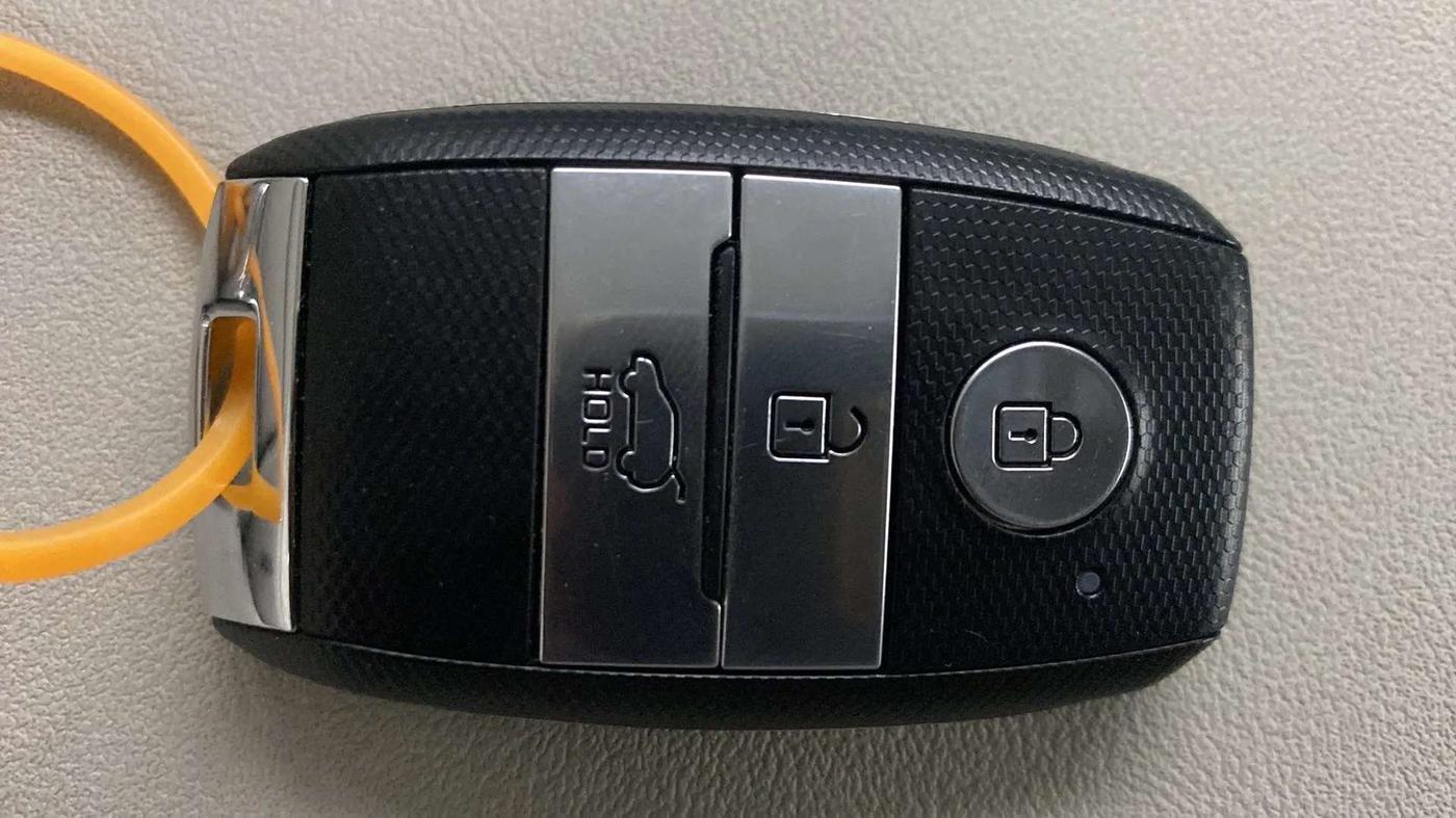 2020 KIA SELTOS HTX 1.5 PETROL, Petrol, Manual, 39,429 km, Key Close Up