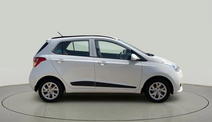 2018 Hyundai Grand i10 SPORTZ 1.2 KAPPA VTVT, Petrol, Manual, 41,814 km, Right Side View