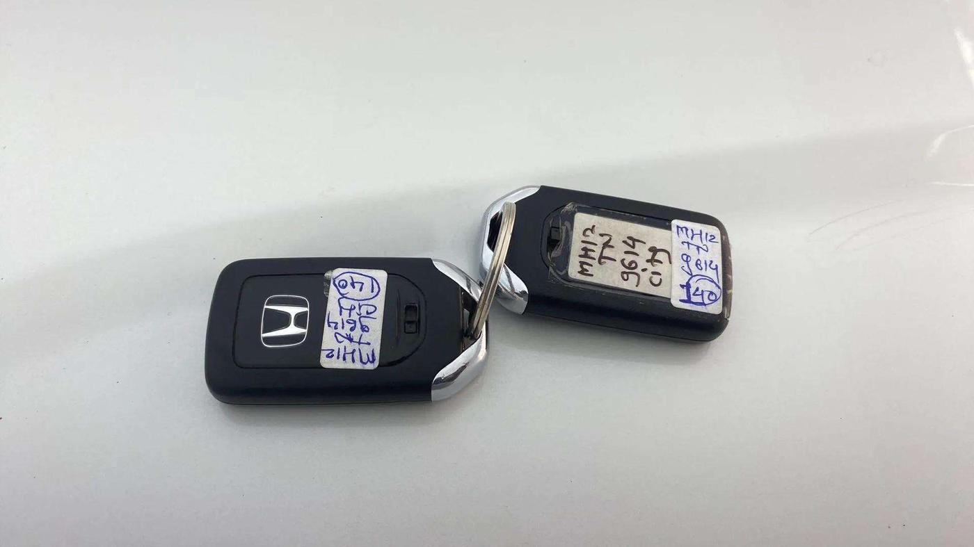 2021 Honda City 1.5L I-VTEC V MT 5TH GEN, Petrol, Manual, 50,133 km, Key Close Up