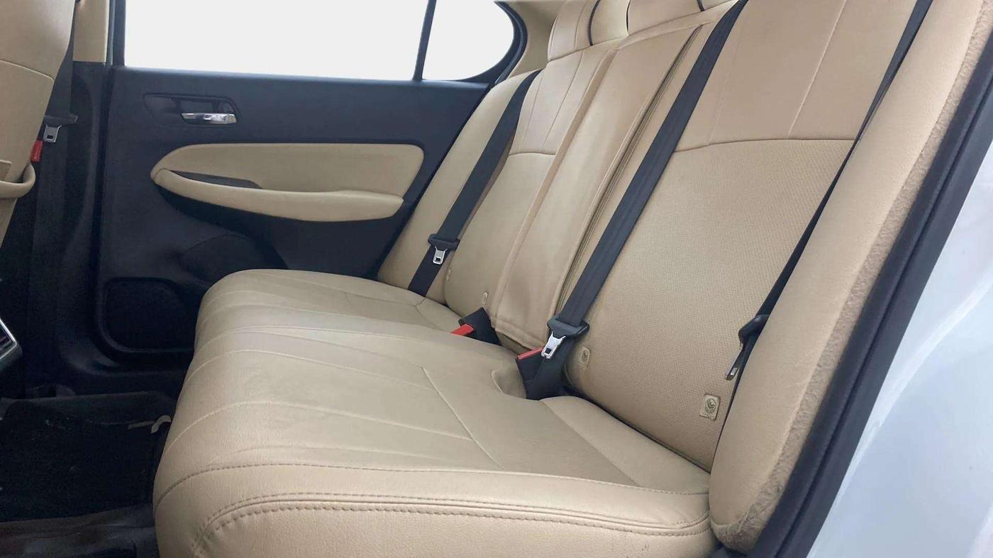 2021 Honda City 1.5L I-VTEC V MT 5TH GEN, Petrol, Manual, 50,133 km, Right Side Rear Door Cabin