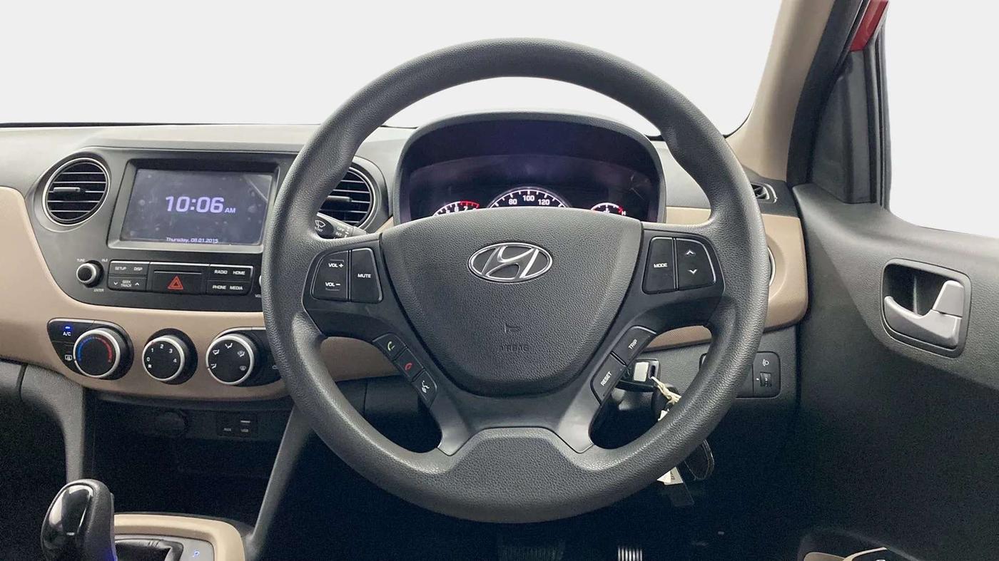 2018 Hyundai Grand i10 SPORTZ (O) AT 1.2 KAPPA VTVT, Petrol, Automatic, 27,311 km, Steering Wheel Close Up