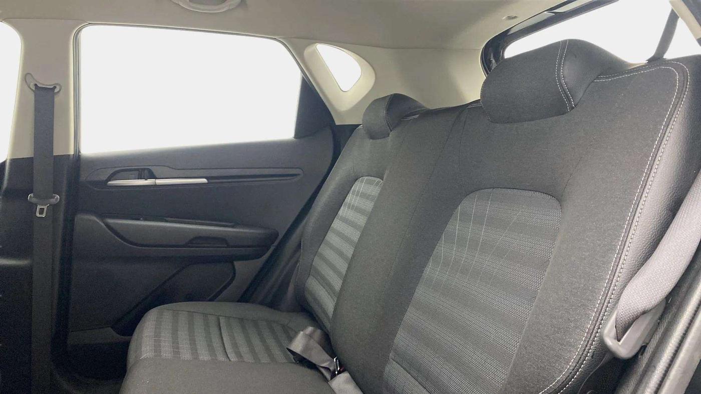 2020 KIA SONET HTK PLUS 1.0 IMT, Petrol, Manual, 30,171 km, Right Side Rear Door Cabin