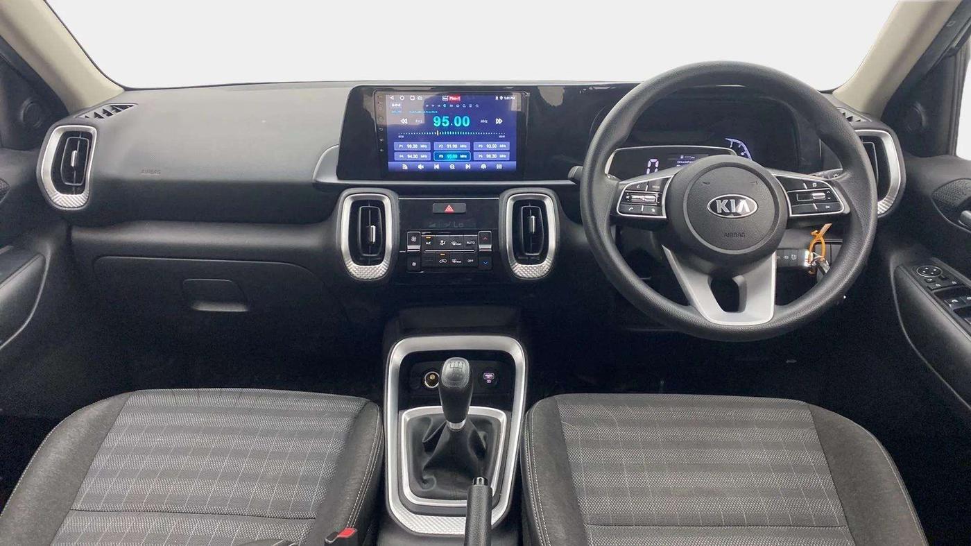 2020 KIA SONET HTK PLUS 1.0 IMT, Petrol, Manual, 30,171 km, Dashboard