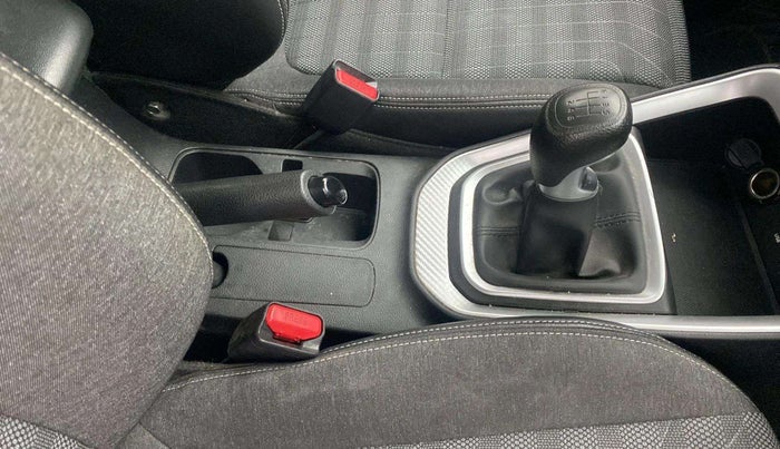 2020 KIA SONET HTK PLUS 1.0 IMT, Petrol, Manual, 30,171 km, Gear Lever