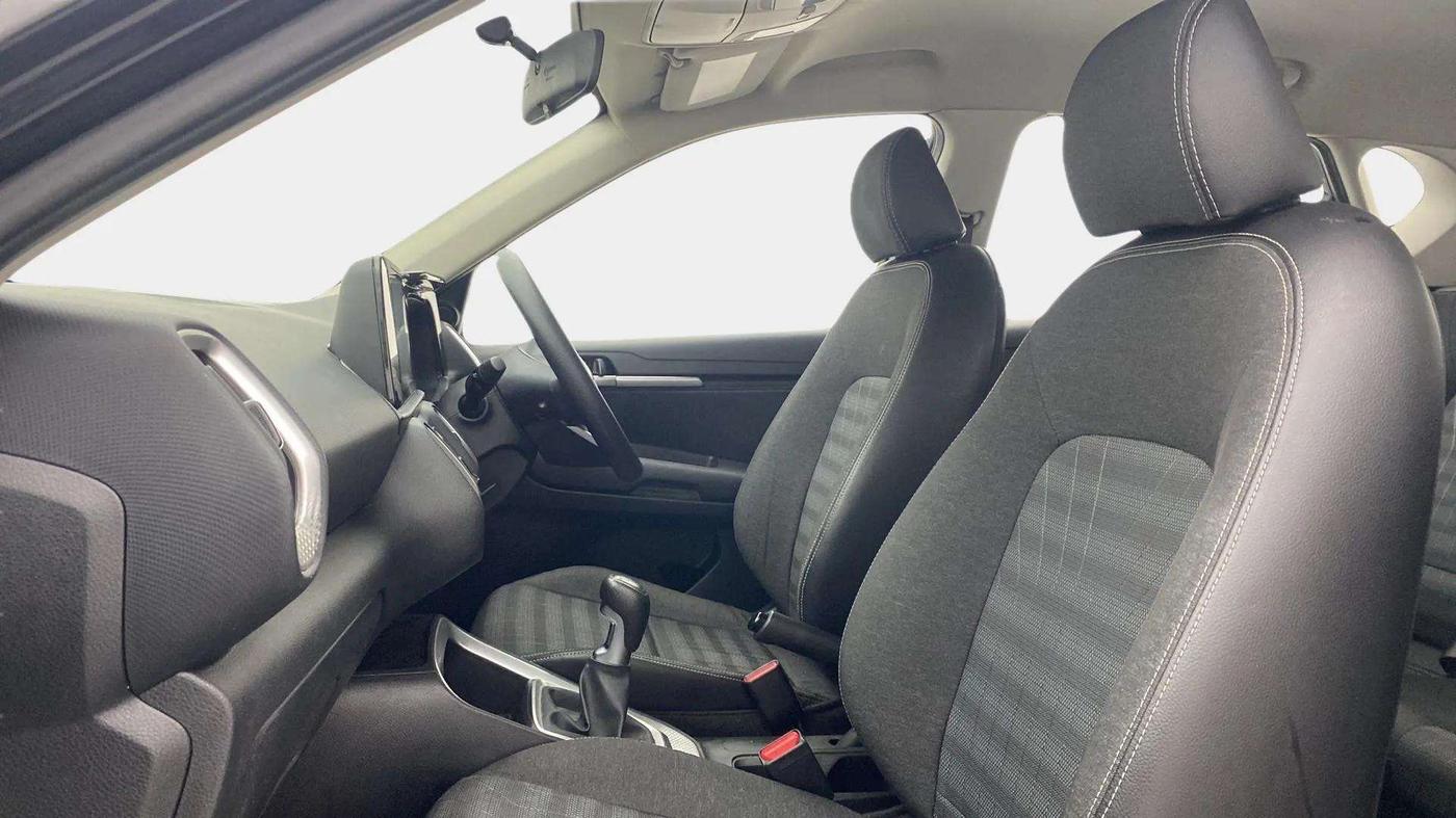 2020 KIA SONET HTK PLUS 1.0 IMT, Petrol, Manual, 30,171 km, Right Side Front Door Cabin