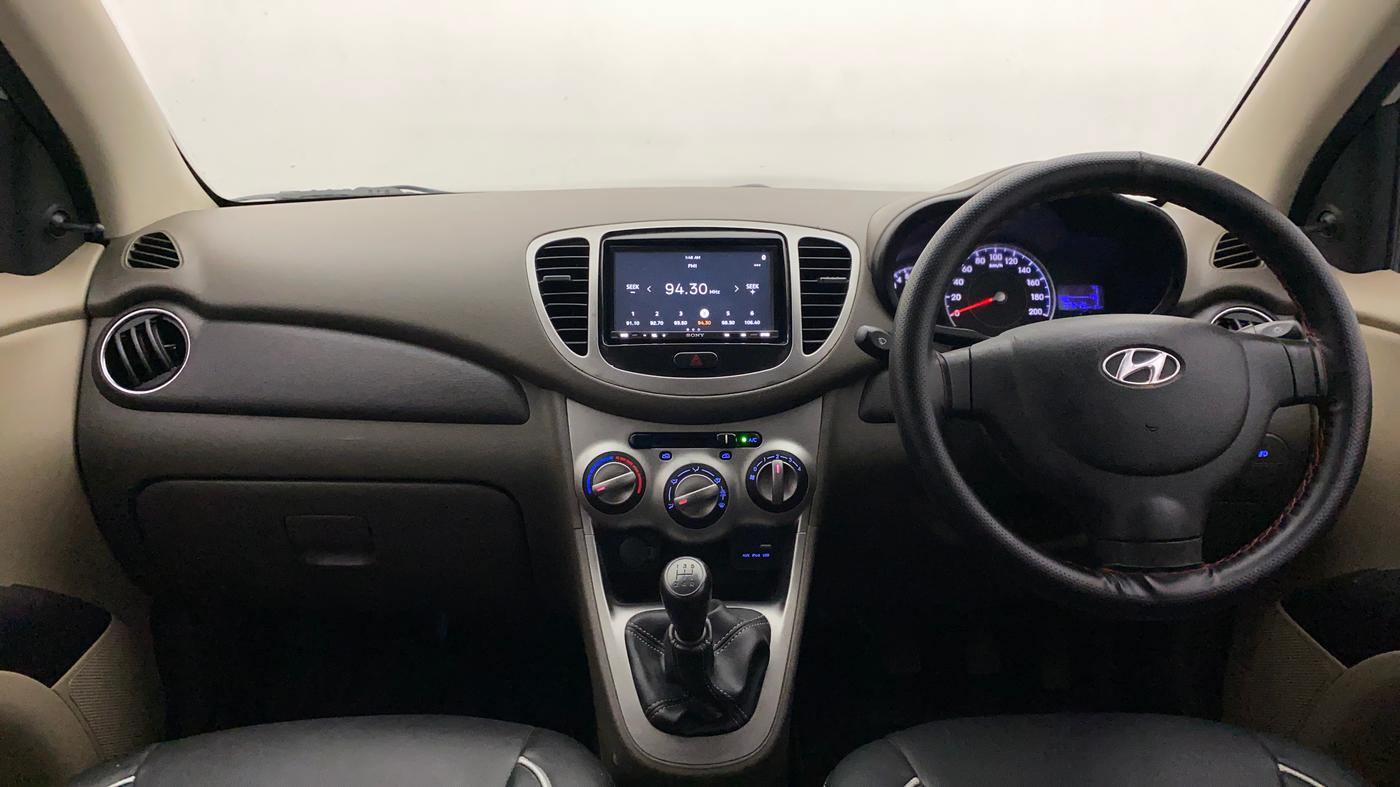 2016 Hyundai i10 MAGNA 1.1, Petrol, Manual, 27,311 km, Dashboard