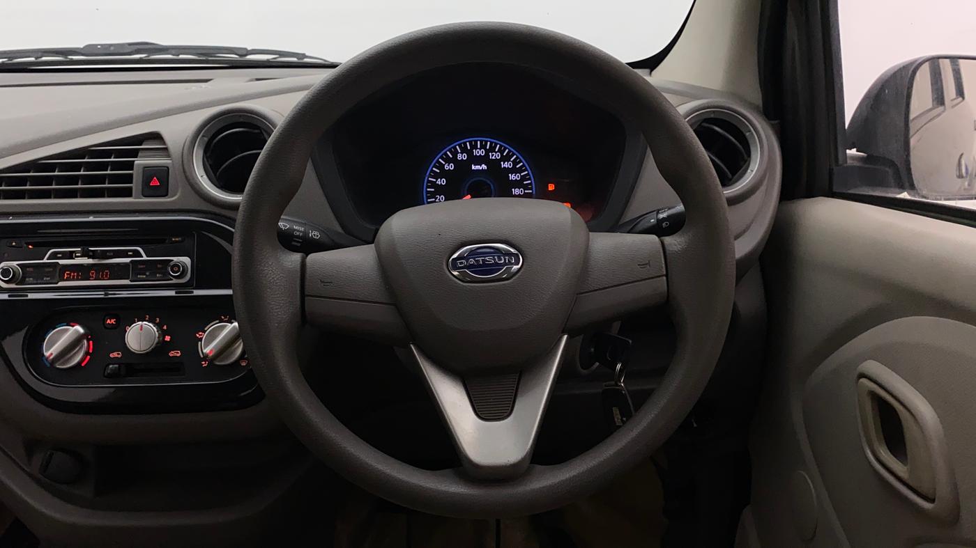 2016 Datsun Redi Go T, Petrol, Manual, 39,245 km, Steering Wheel Close Up