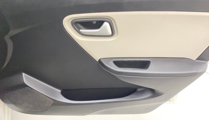 2020 Maruti Alto VXI PLUS, Petrol, Manual, 50,029 km, Driver Side Door Panels Control