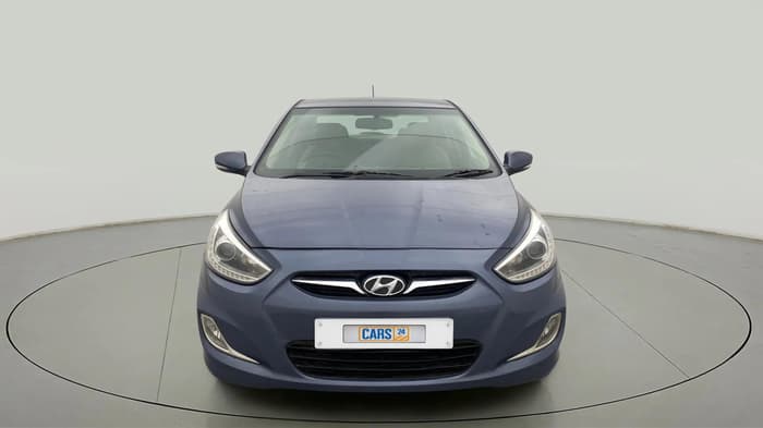 2013 Hyundai Verna FLUIDIC 1.6 VTVT SX, Petrol, Manual, 81,696 km, Front