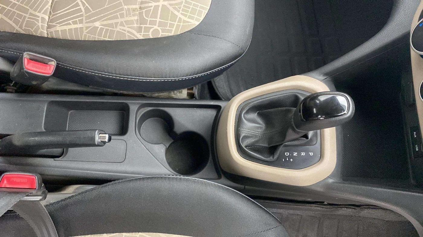 2018 Hyundai Grand i10 SPORTZ (O) AT 1.2 KAPPA VTVT, Petrol, Automatic, 55,305 km, Gear Lever