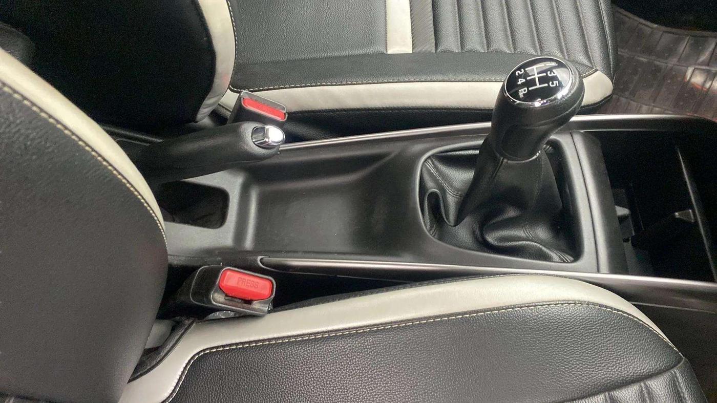 2019 Maruti Baleno ZETA PETROL 1.2, Petrol, Manual, 38,845 km, Gear Lever