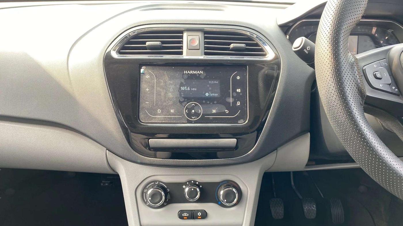 2021 Tata Tiago XT PETROL, Petrol, Manual, 7,134 km, Air Conditioner