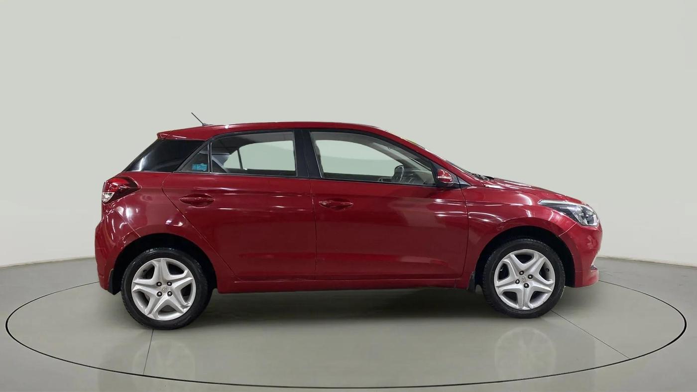 2017 Hyundai Elite i20 ASTA 1.2, Petrol, Manual, 33,887 km, Right Side View