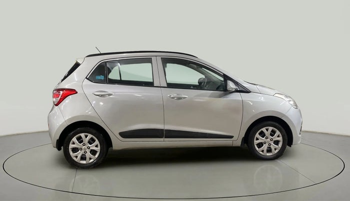 2015 Hyundai Grand i10 SPORTZ 1.2 KAPPA VTVT, Petrol, Manual, 38,530 km, Right Side View