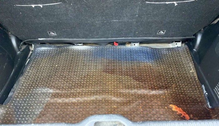 2020 Maruti Swift LXI, Petrol, Manual, 49,118 km, Boot Inside