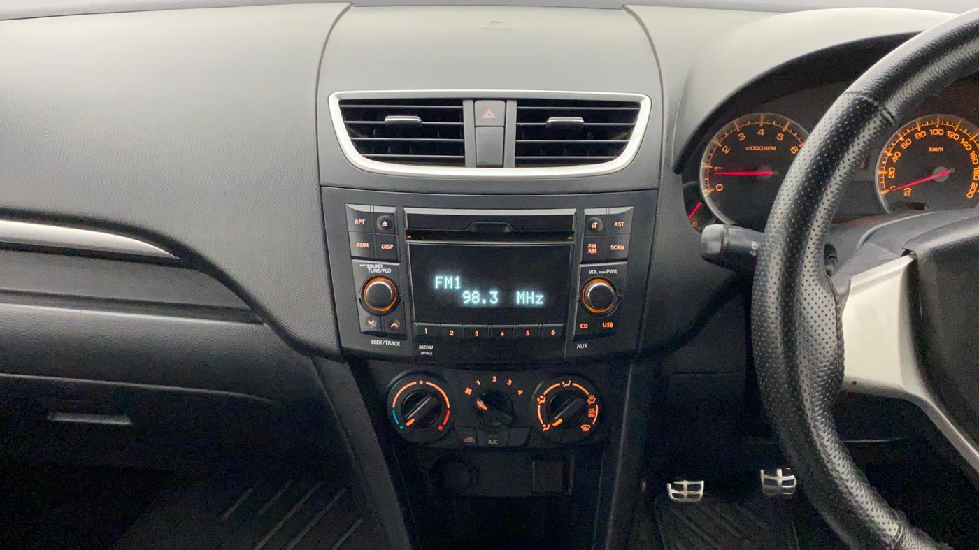 2013 Maruti Swift VXI, Petrol, Manual, 89,460 km, Air Conditioner