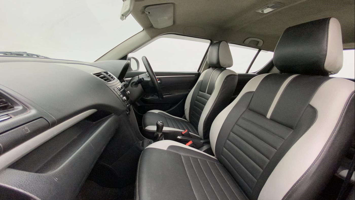 2013 Maruti Swift VXI, Petrol, Manual, 89,460 km, Right Side Front Door Cabin