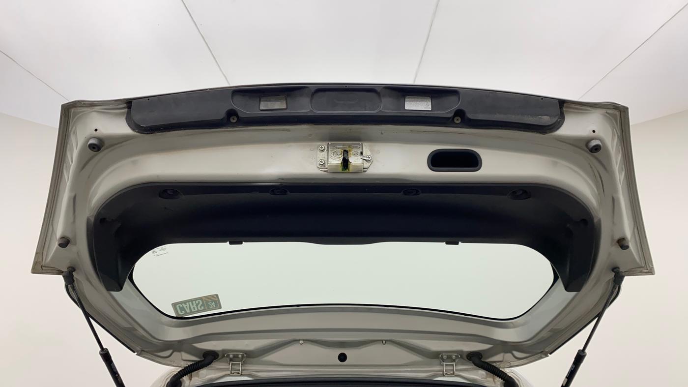 2013 Maruti Swift VXI, Petrol, Manual, 89,460 km, Boot Door Open