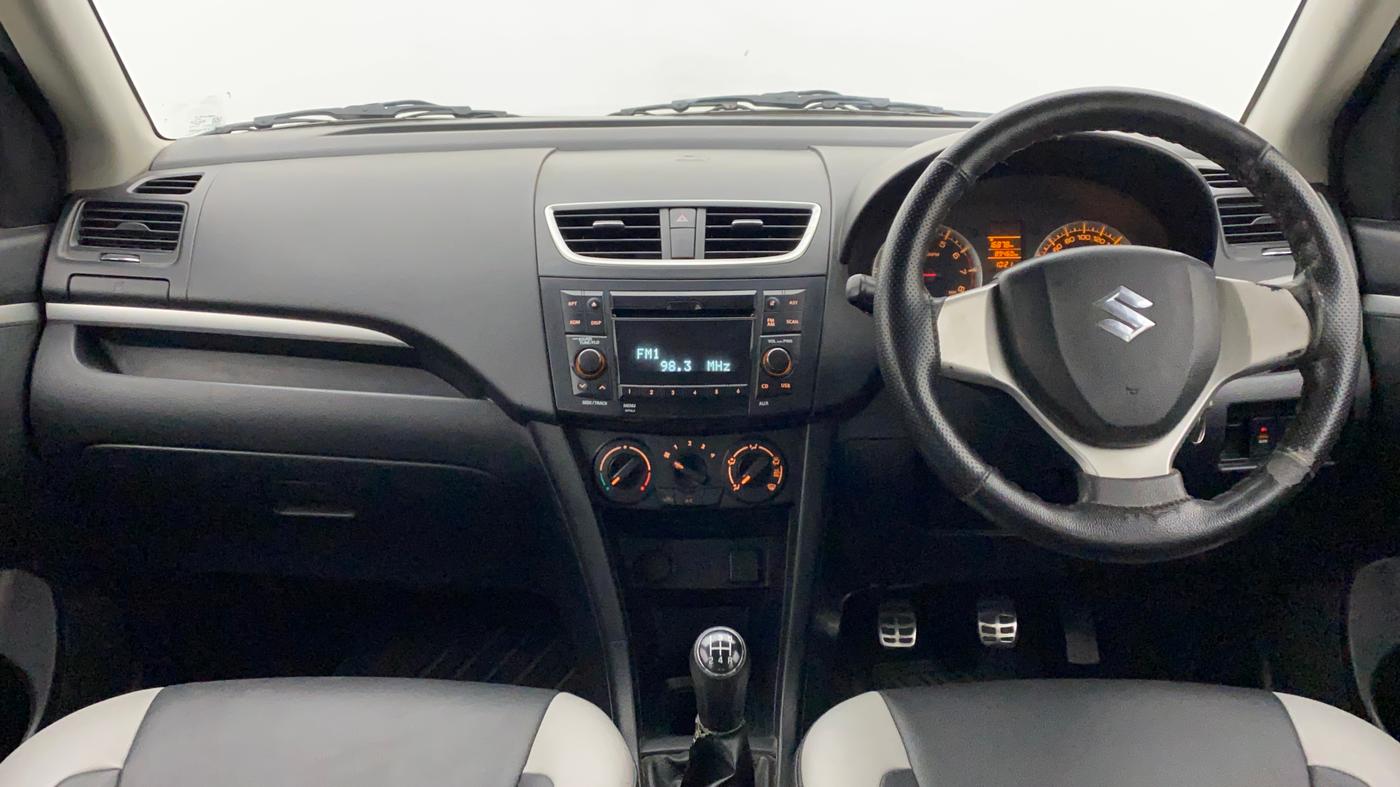 2013 Maruti Swift VXI, Petrol, Manual, 89,460 km, Dashboard