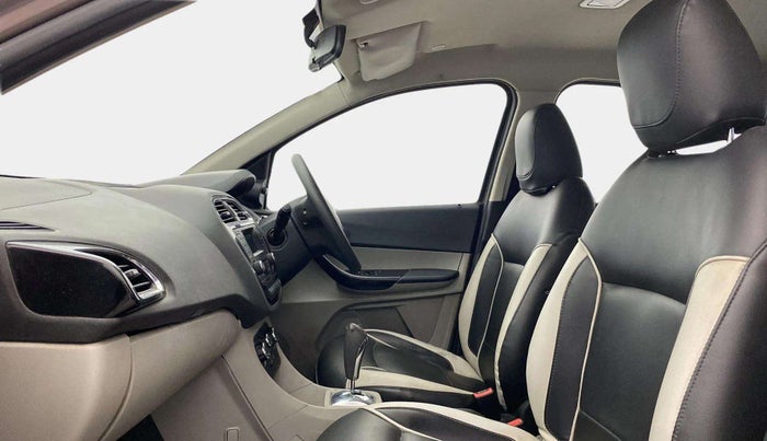 2018 Tata Tiago XZA PETROL, Petrol, Automatic, 39,157 km, Right Side Front Door Cabin