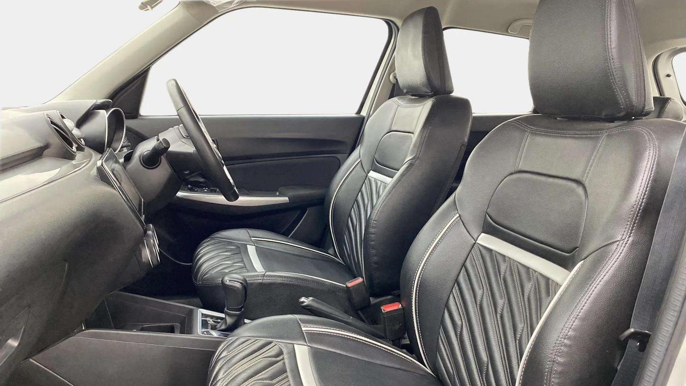 2020 Maruti Swift ZXI PLUS AMT, Petrol, Automatic, 81,910 km, Right Side Front Door Cabin