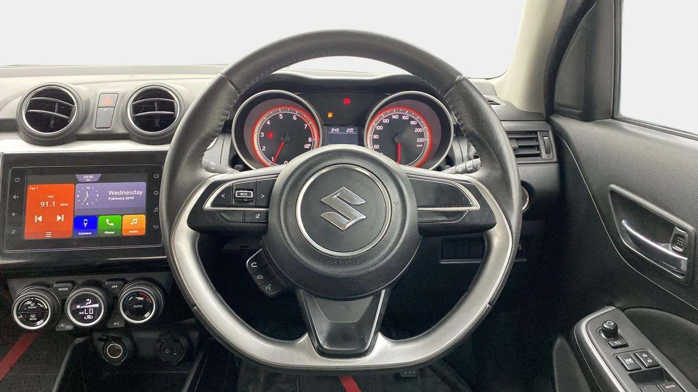 2020 Maruti Swift ZXI PLUS AMT, Petrol, Automatic, 81,910 km, Steering Wheel Close Up