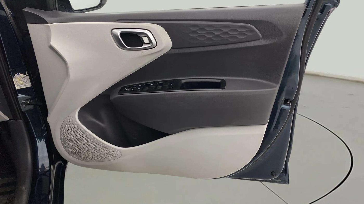 2021 Hyundai GRAND I10 NIOS SPORTZ AMT 1.2 KAPPA VTVT, Petrol, Automatic, 15,569 km, Driver Side Door Panels Control