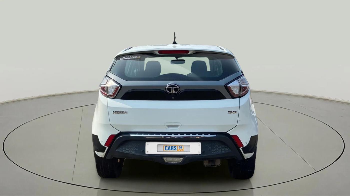 2018 Tata NEXON XMA PETROL, Petrol, Automatic, 85,692 km, Back/Rear