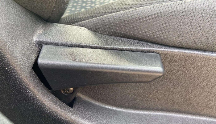 2018 Tata NEXON XMA PETROL, Petrol, Automatic, 85,692 km, Driver Side Adjustment Panel