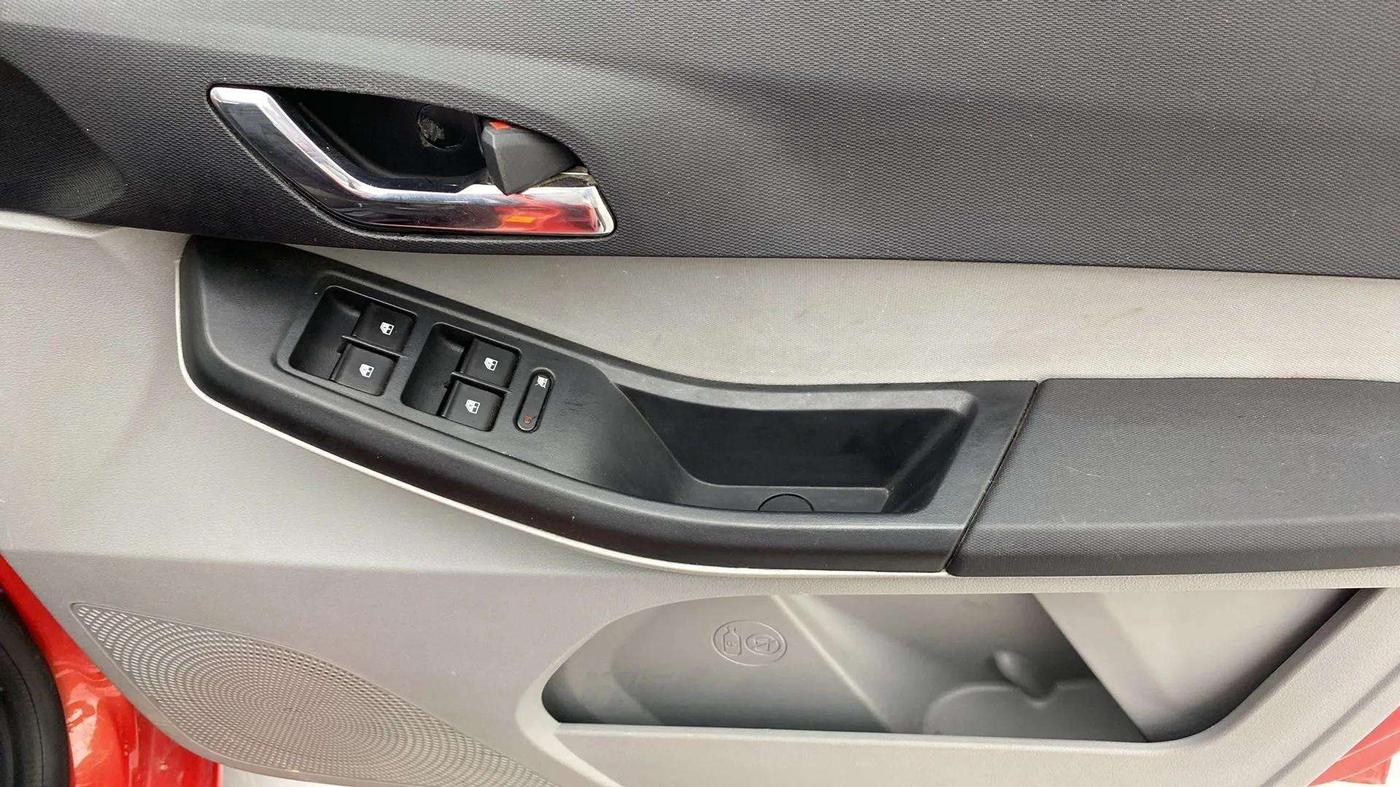 2021 Tata Tiago XZA PLUS PETROL, Petrol, Automatic, 65,218 km, Driver Side Door Panels Control
