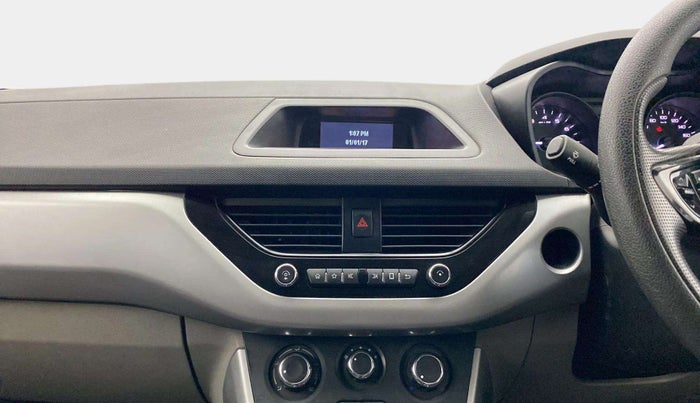 2019 Tata NEXON XM PETROL, Petrol, Manual, 37,420 km, Air Conditioner