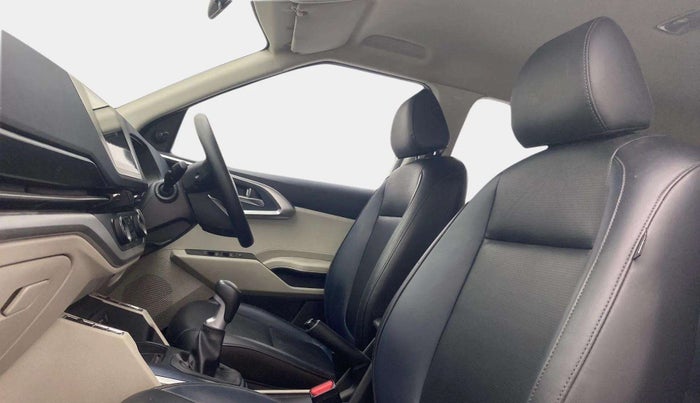 2022 KIA CARENS PREMIUM 1.5 PETROL 7 STR, Petrol, Manual, 24,329 km, Right Side Front Door Cabin