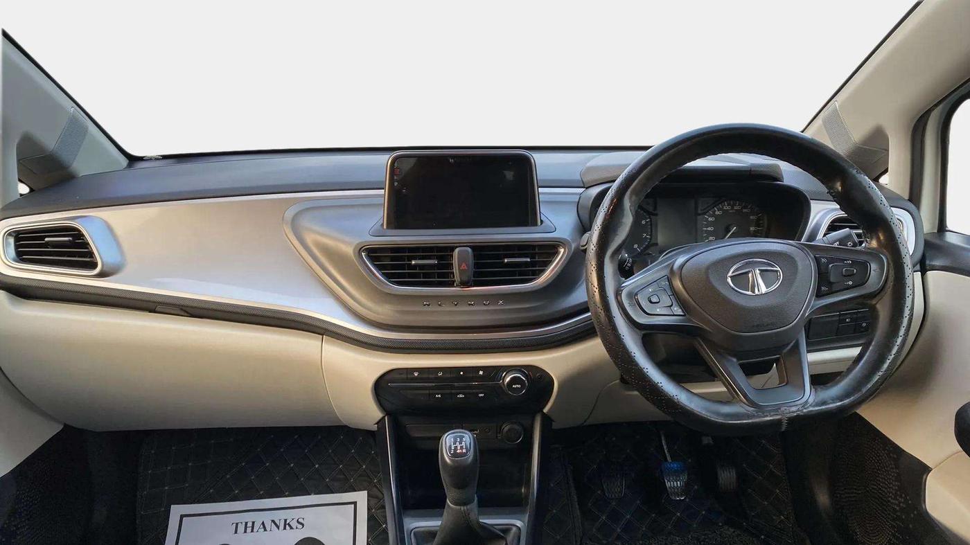 2022 Tata ALTROZ XT PETROL, Petrol, Manual, 36,989 km, Dashboard