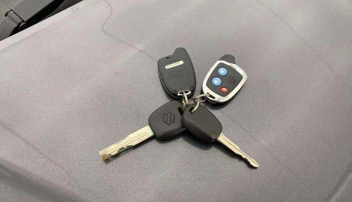 2022 Maruti Alto LXI O, Petrol, Manual, 13,616 km, Key Close Up