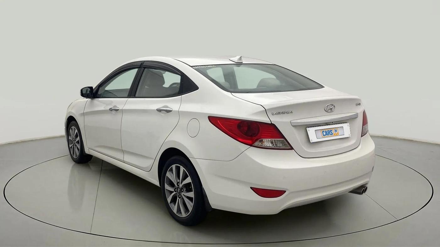 2014 Hyundai Verna FLUIDIC 1.6 VTVT SX, Petrol, Manual, 75,523 km, Left Back Diagonal