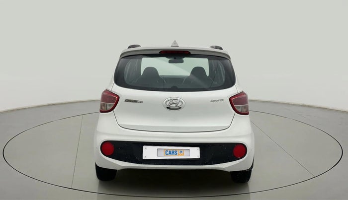 2018 Hyundai Grand i10 SPORTZ 1.2 KAPPA VTVT, Petrol, Manual, 33,924 km, Back/Rear