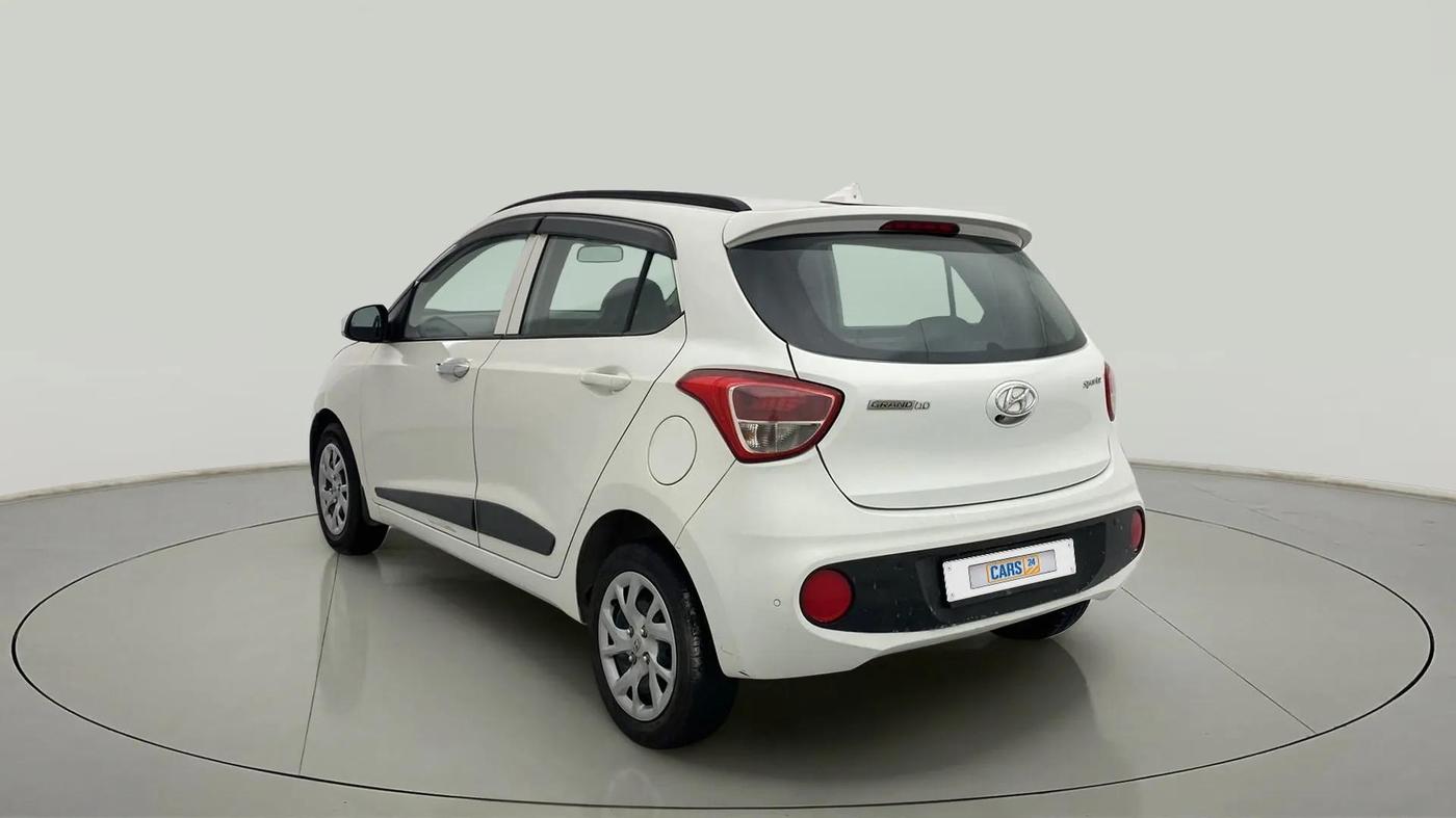 2018 Hyundai Grand i10 SPORTZ 1.2 KAPPA VTVT, Petrol, Manual, 33,924 km, Left Back Diagonal
