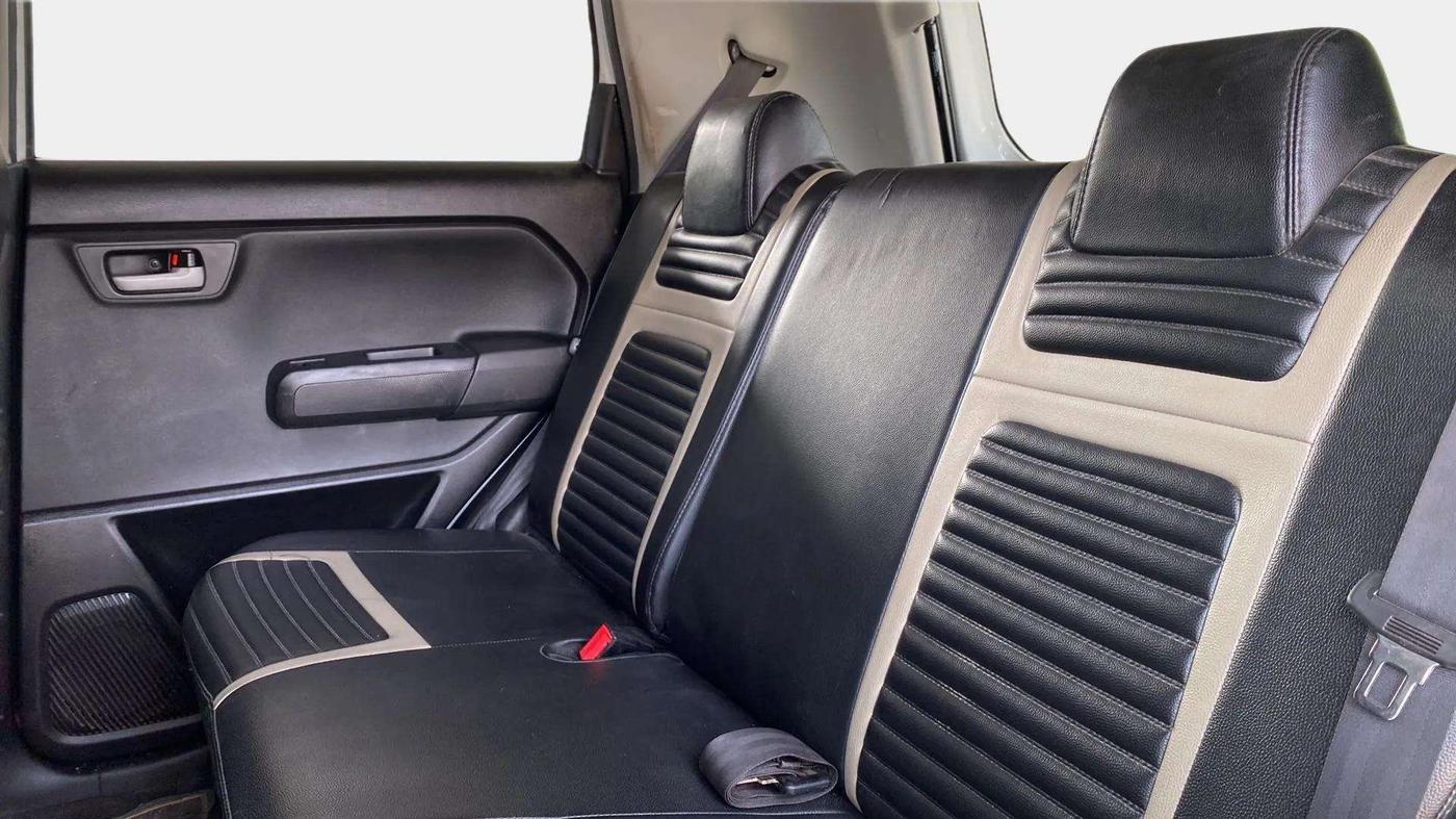 2022 Maruti New Wagon-R LXI CNG 1.0, CNG, Manual, 38,378 km, Right Side Rear Door Cabin