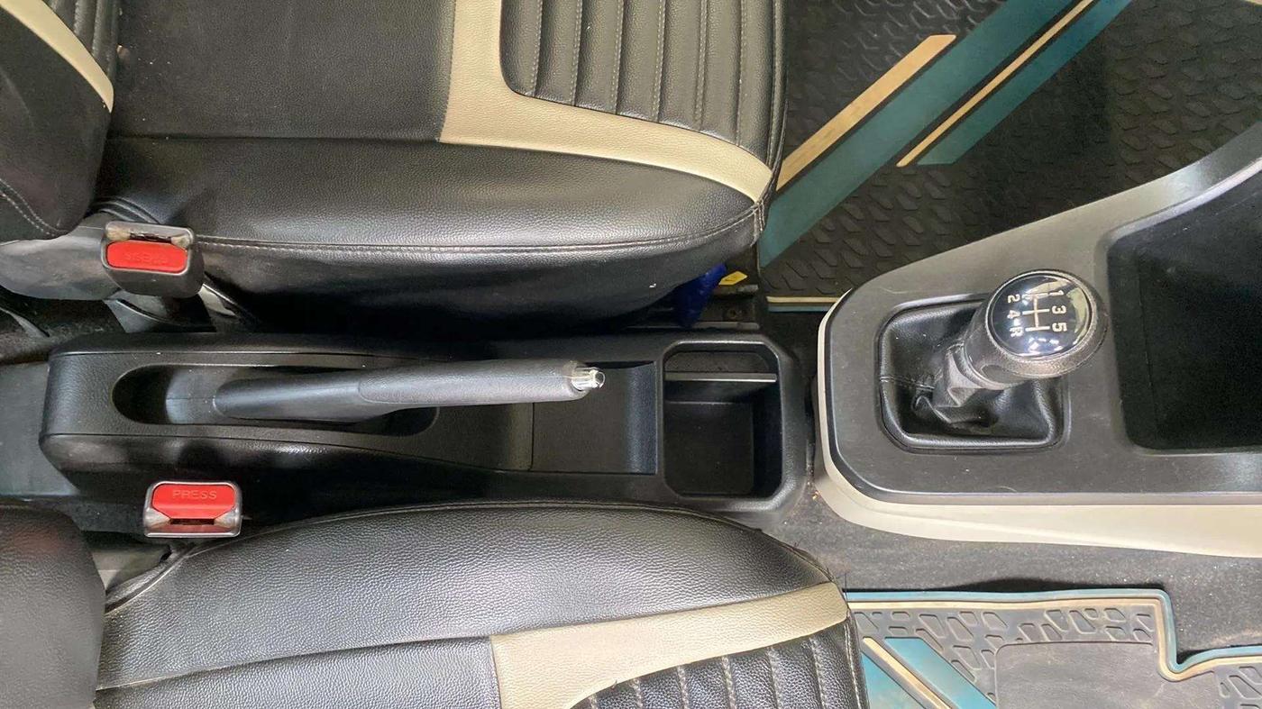 2022 Maruti New Wagon-R LXI CNG 1.0, CNG, Manual, 38,378 km, Gear Lever