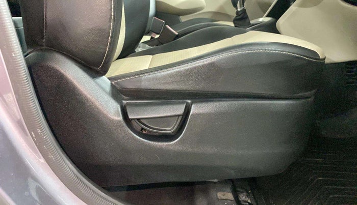 2019 Hyundai NEW SANTRO SPORTZ AMT, Petrol, Automatic, 9,713 km, Driver Side Adjustment Panel