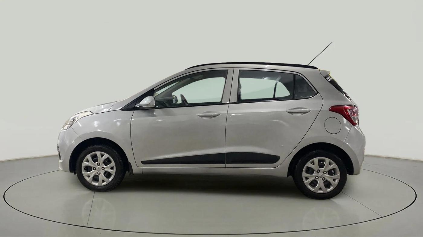 2015 Hyundai Grand i10 SPORTZ 1.2 KAPPA VTVT, Petrol, Manual, 27,402 km, Left Side
