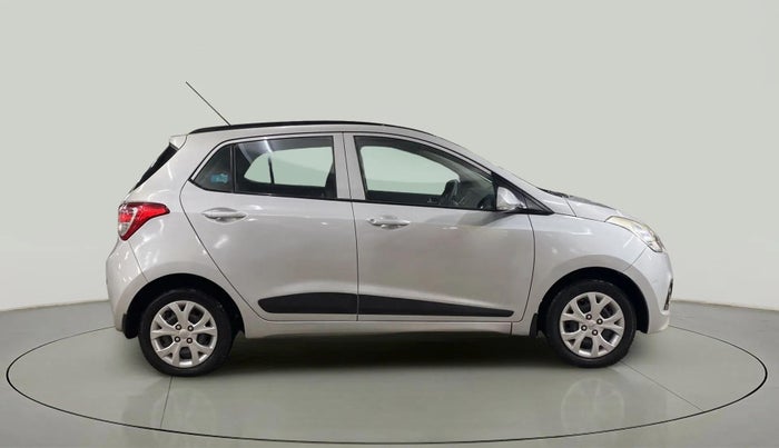 2015 Hyundai Grand i10 SPORTZ 1.2 KAPPA VTVT, Petrol, Manual, 27,294 km, Right Side View