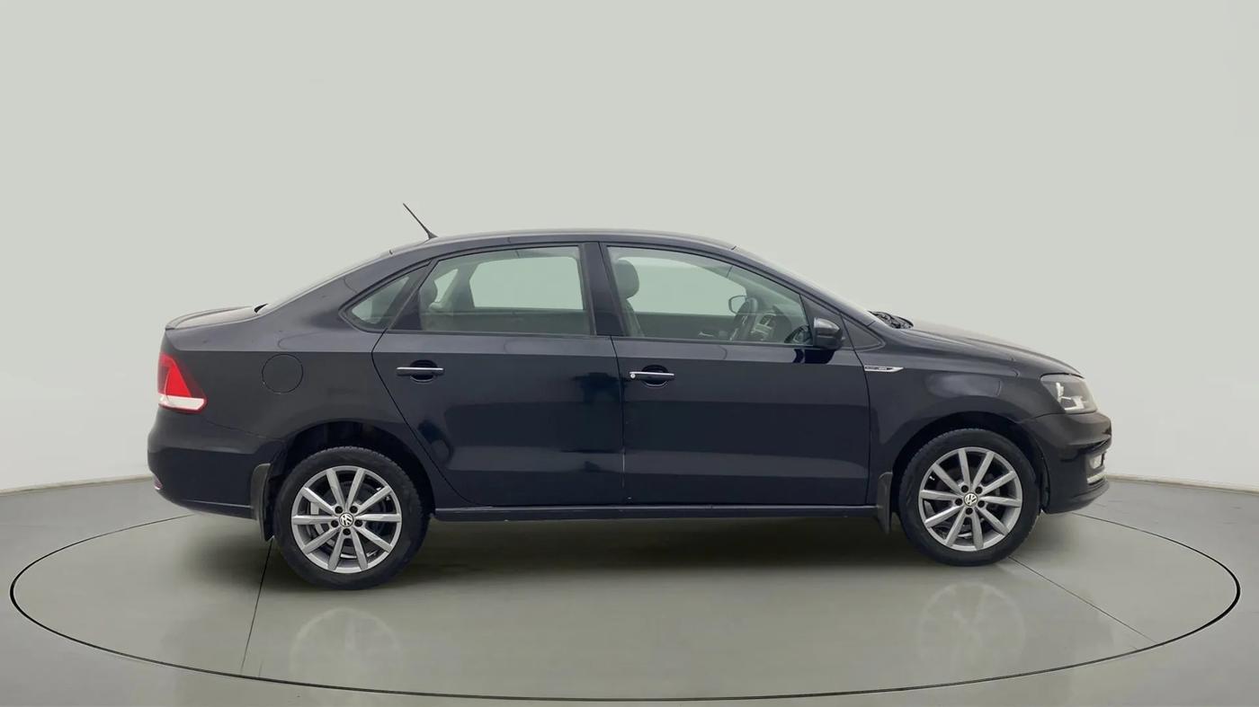 2019 Volkswagen Vento HIGHLINE PLUS 1.2 AT, Petrol, Automatic, 22,553 km, Right Side View