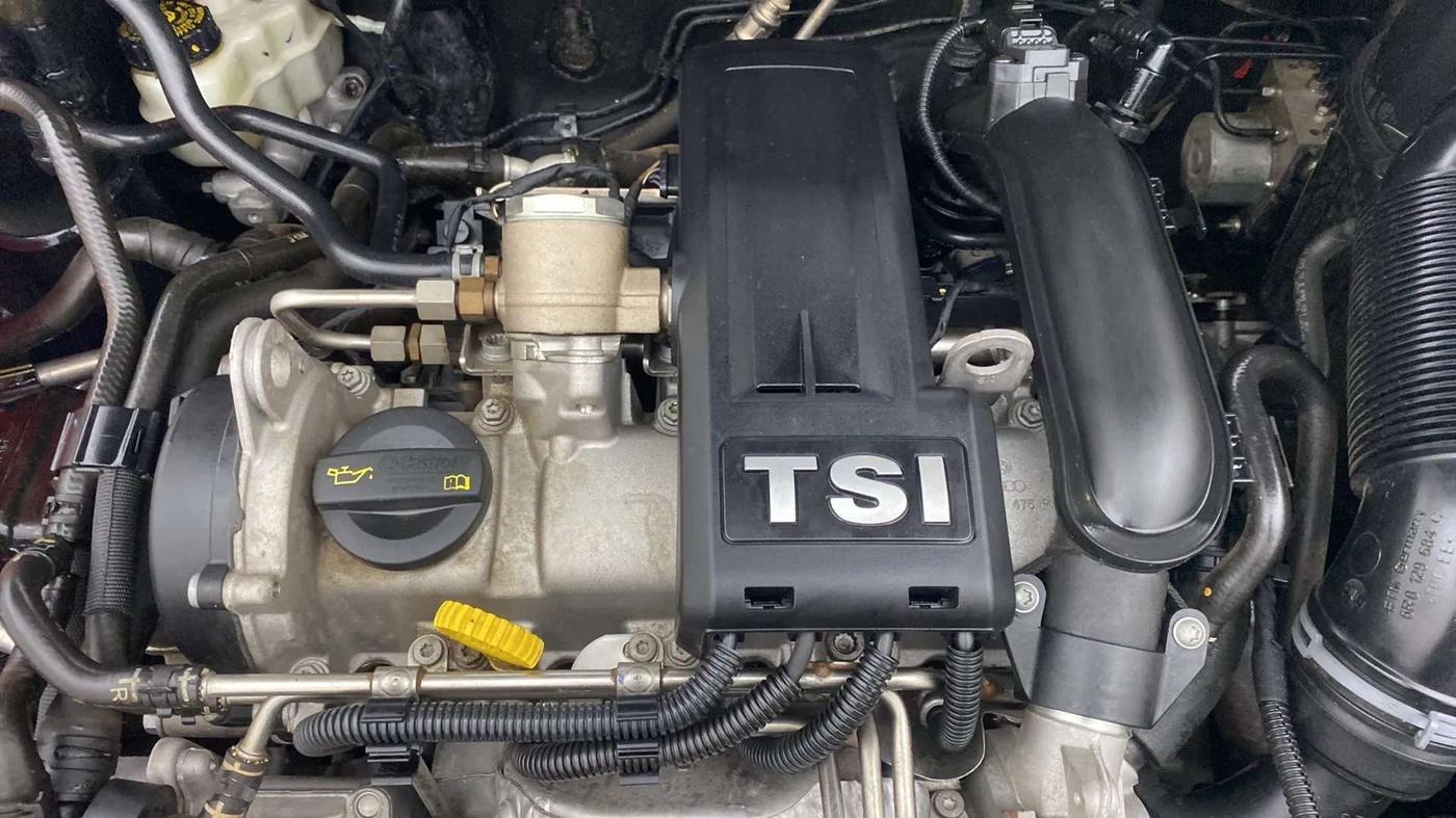 2019 Volkswagen Vento HIGHLINE PLUS 1.2 AT, Petrol, Automatic, 22,553 km, Open Bonet