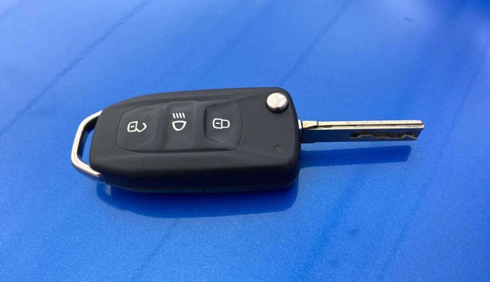 2020 Tata Tiago XZ PETROL, Petrol, Manual, 60,940 km, Key Close Up