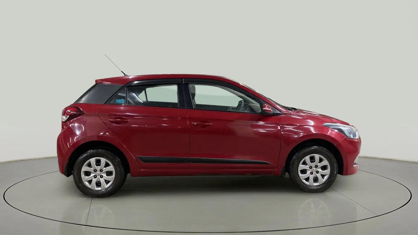 2015 Hyundai Elite i20 SPORTZ 1.2, Petrol, Manual, 86,505 km, Right Side View