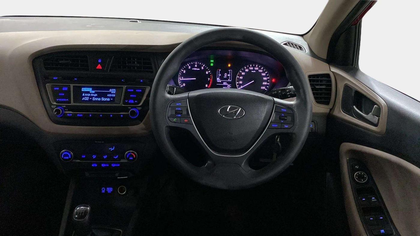 2015 Hyundai Elite i20 SPORTZ 1.2, Petrol, Manual, 86,505 km, Steering Wheel Close Up