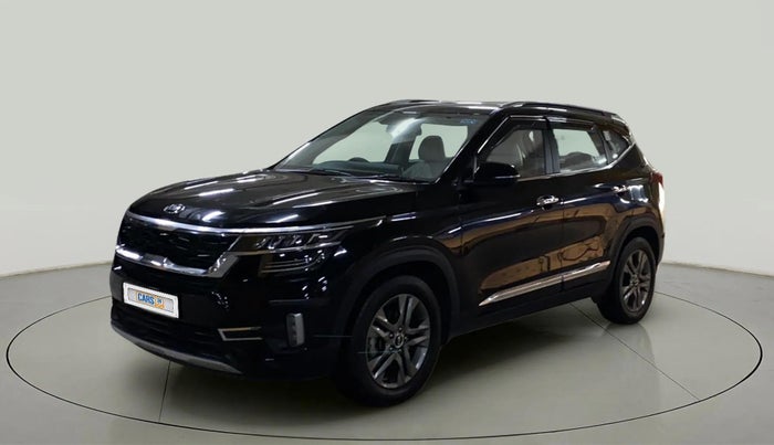 2020 KIA SELTOS HTX 1.5 PETROL, Petrol, Manual, 31,340 km, Left Front Diagonal