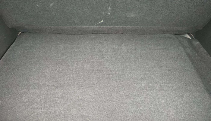 2018 Hyundai Grand i10 SPORTZ AT 1.2 KAPPA VTVT, Petrol, Automatic, 41,083 km, Boot Inside